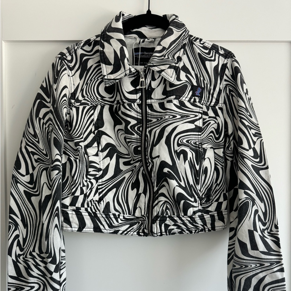BENEE x BERSHKA JACKET/PANT SET